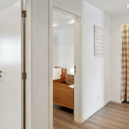 Beachside Zen 2bdr Flat In Lägenhet