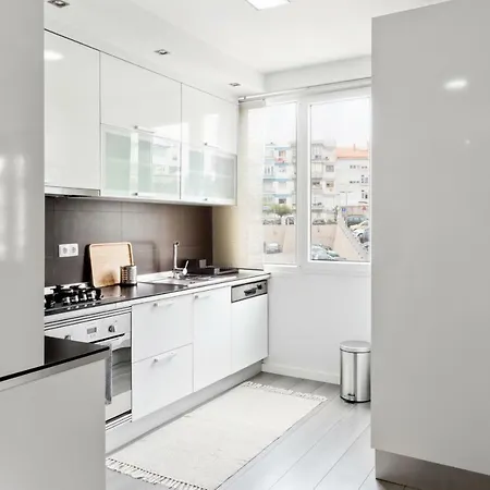 Beachside Zen 2bdr Flat In Paço de Arcos